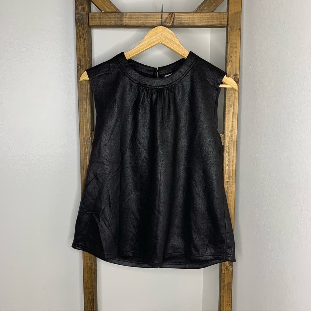 VOY Elegant Black Sleeveless Top Size S